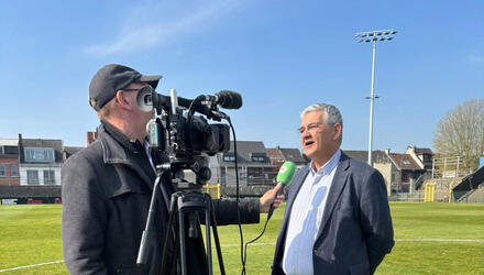 Nieuwe lichtmasten Sporting Hasselt